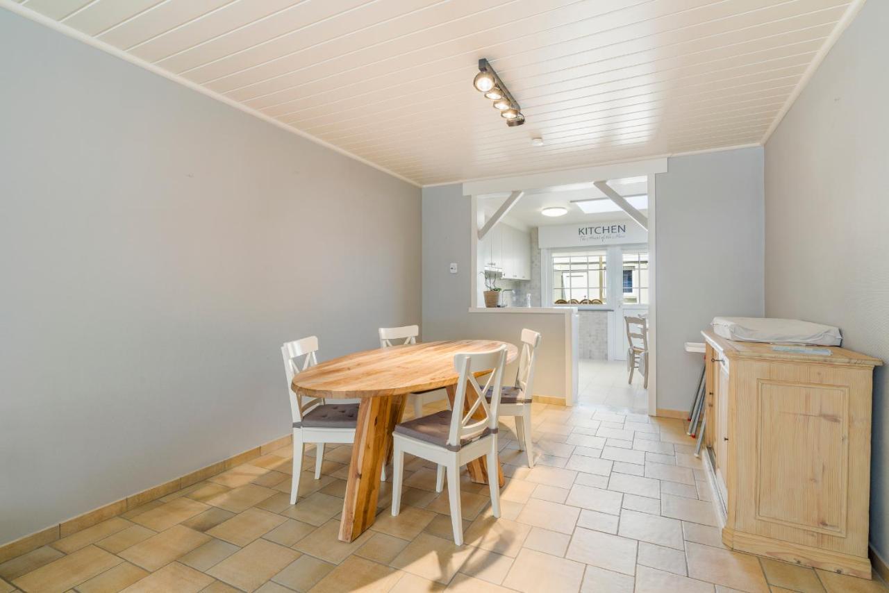Lichtrijk, Charmant Rijtjeshuis Met 3 Slaapkamers Knokke-Heist Exterior foto